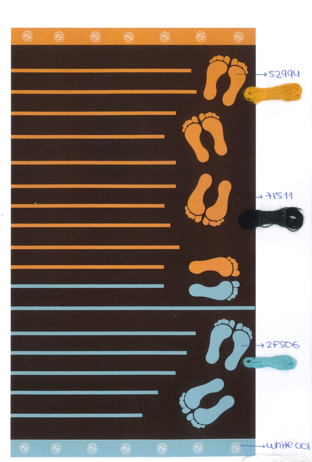 Serviette de plage avec une Illustration de pieds colorés sur un fond brun, avec des lignes pour mesurer la taille.